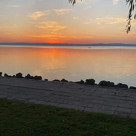 Roberta Apartman1 *