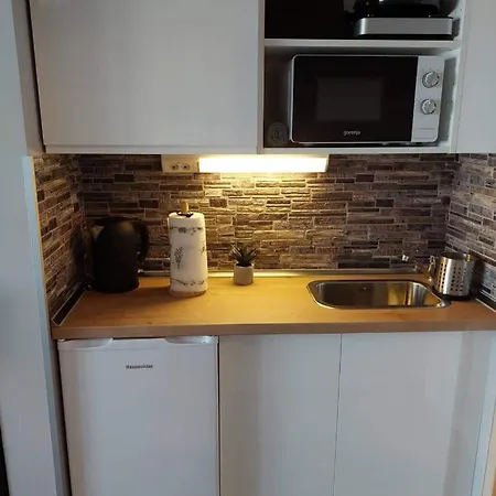 Roberta Apartman1 * Siofok